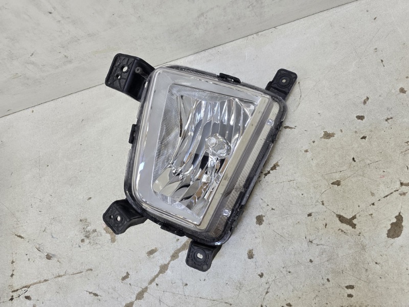 Фара противотуманная