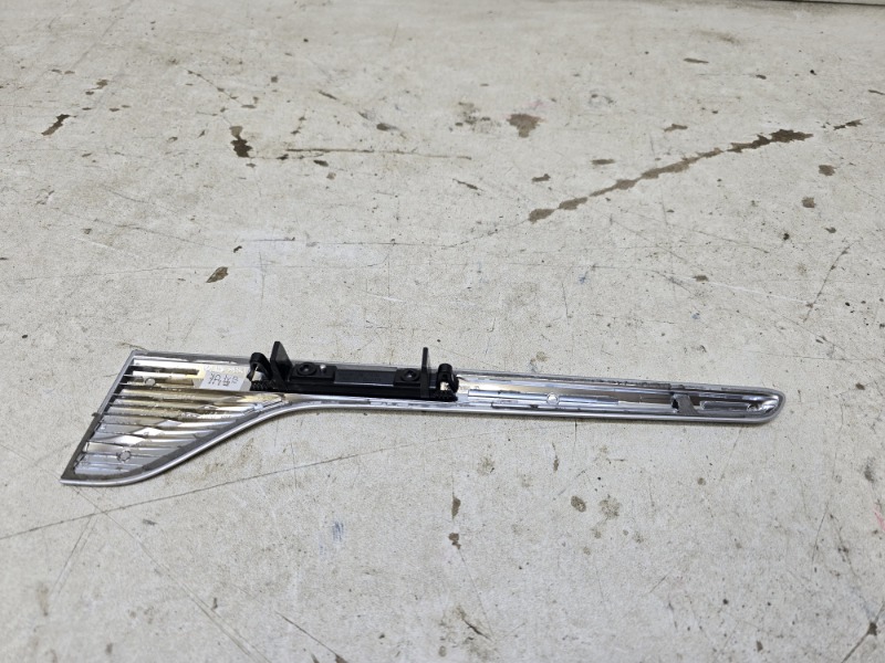 Молдинг двери