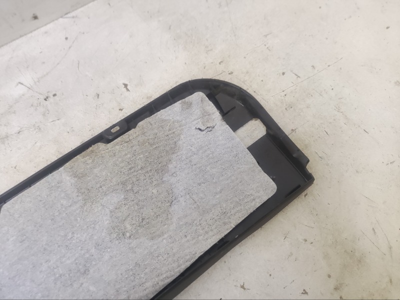 Обшивка двери багажника