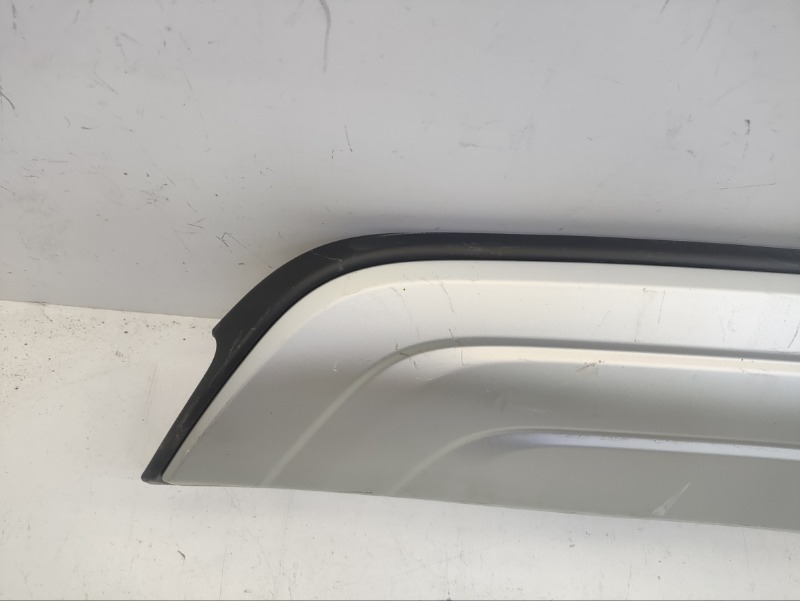 Спойлер заднего бампера