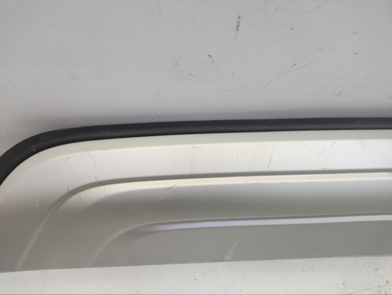 Спойлер заднего бампера