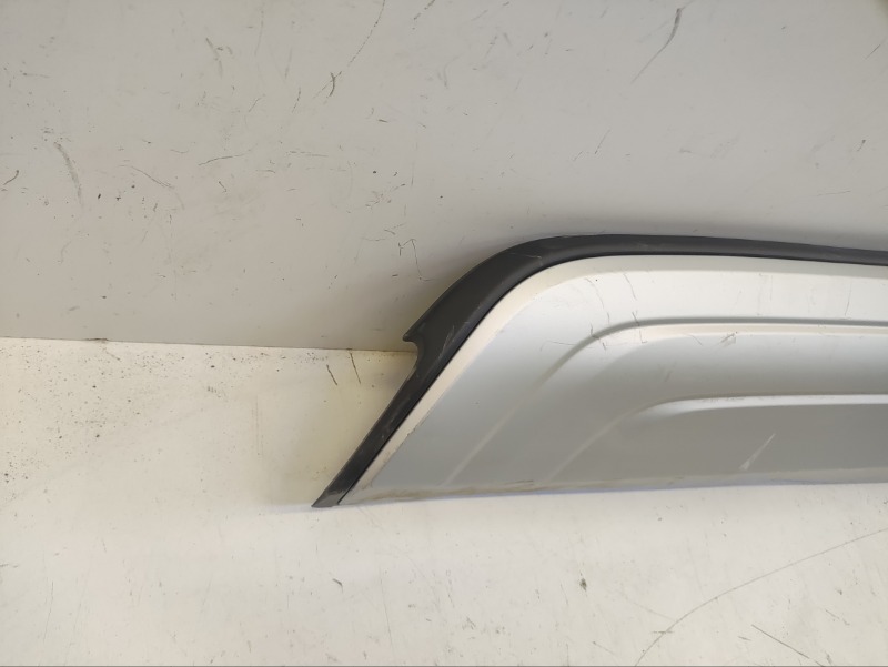 Спойлер заднего бампера