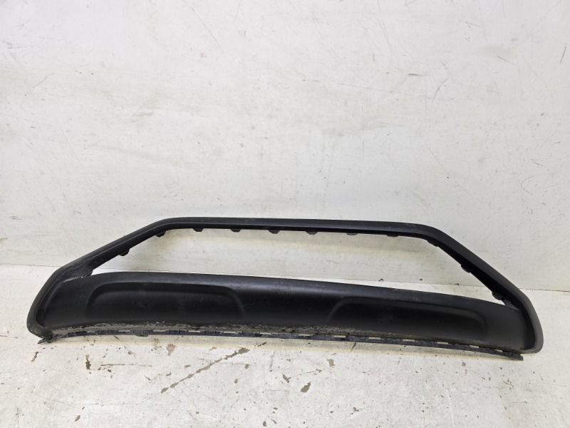 Накладка переднего бампера