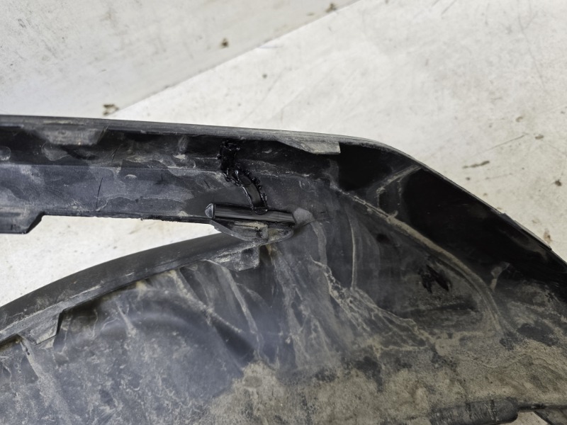 Накладка переднего бампера