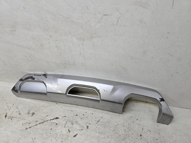 Спойлер заднего бампера