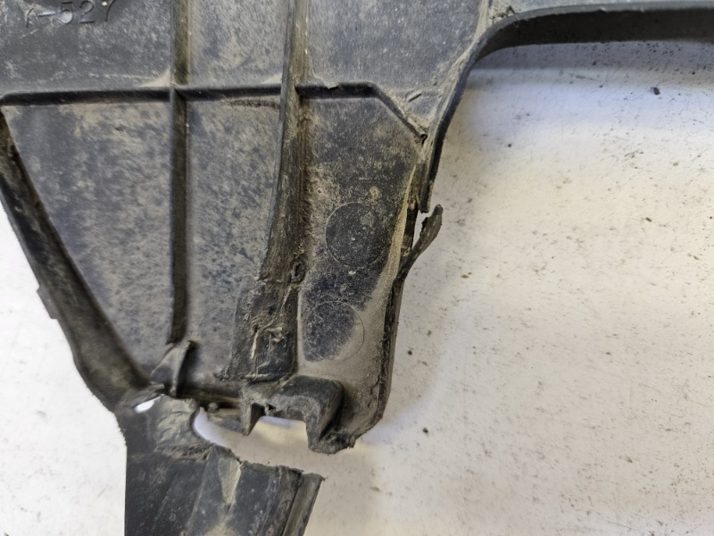 Пыльник двигателя