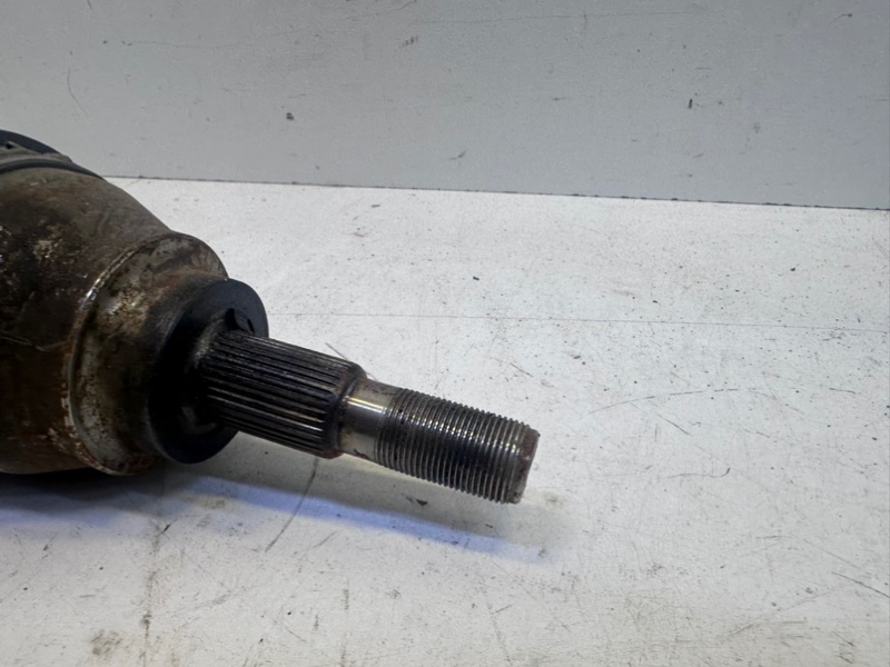 Полуось передняя левая