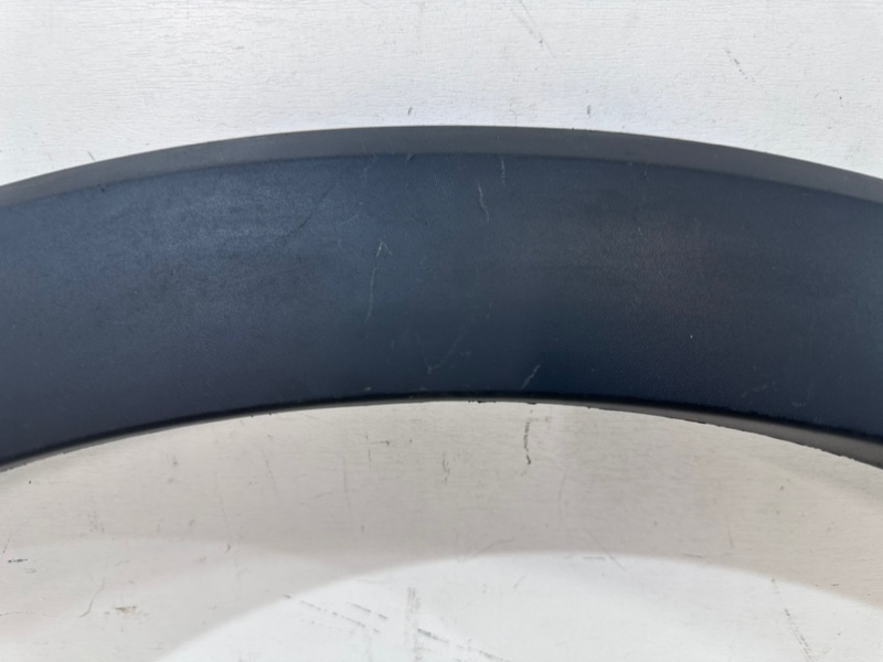 Накладка переднего крыла левого