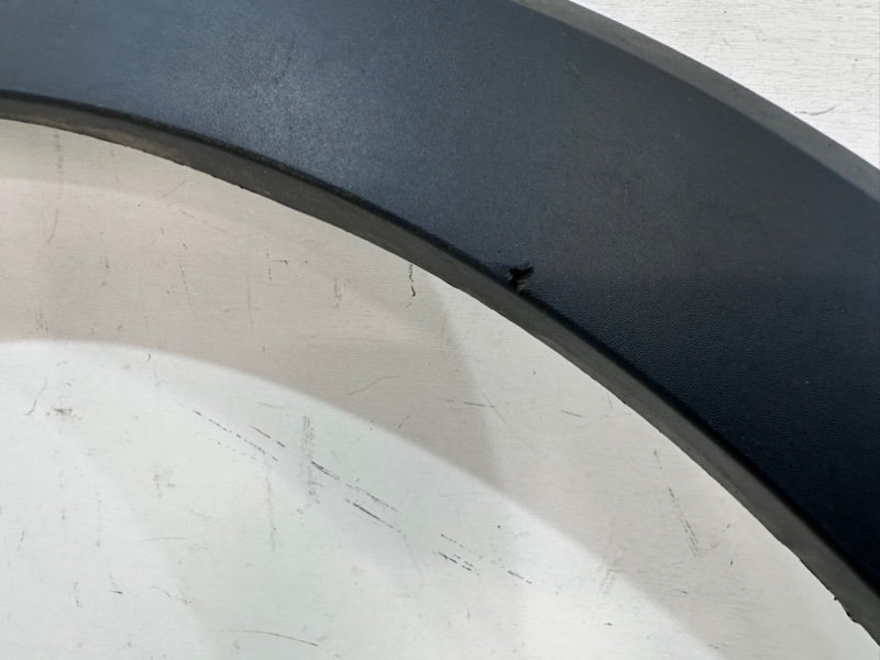 Накладка переднего крыла левого