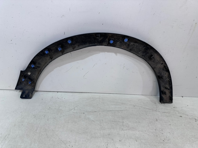 Накладка переднего крыла левого