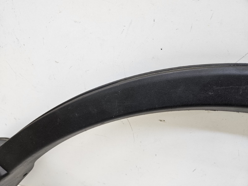 Накладка заднего крыла левого