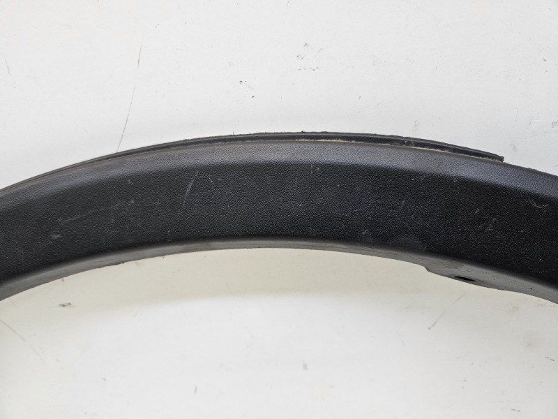 Накладка заднего крыла левого