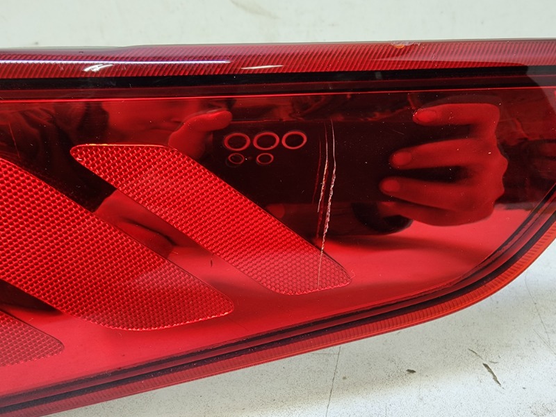 Фонарь задний правый