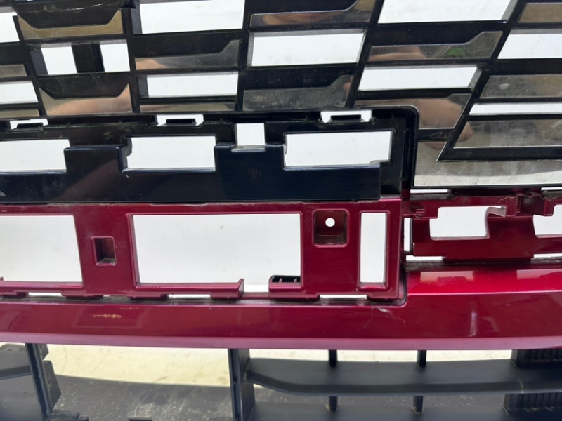 Бампер передний