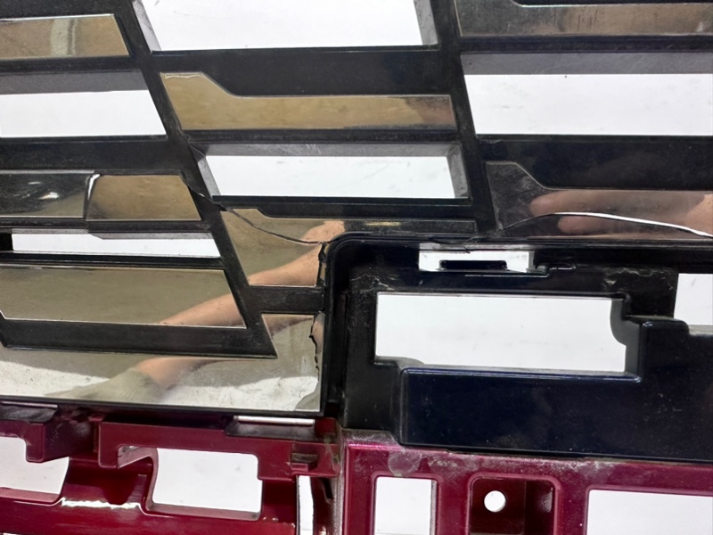 Бампер передний