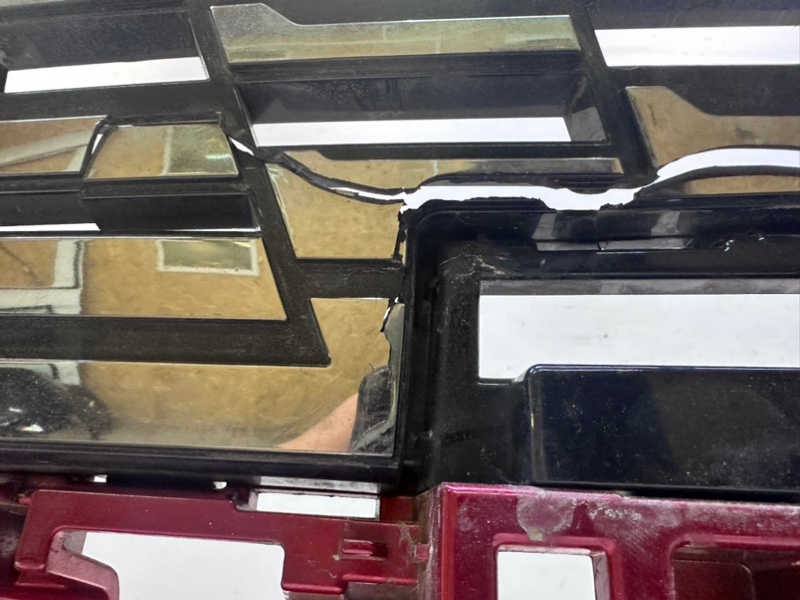 Бампер передний