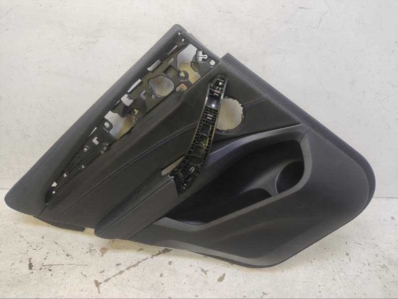 Обшивка двери