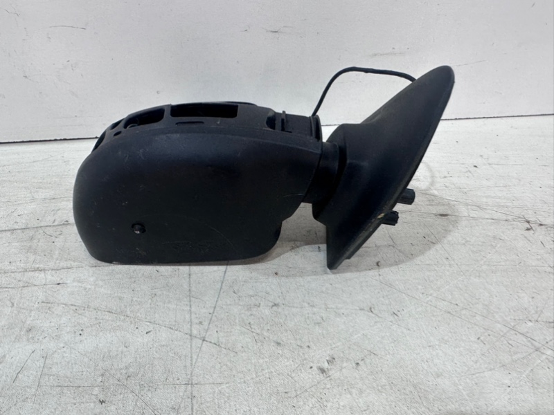 Зеркало правое электрическое