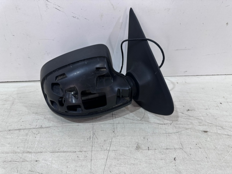 Зеркало правое электрическое