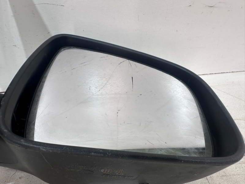 Зеркало правое электрическое