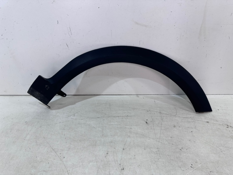 Накладка переднего крыла правого