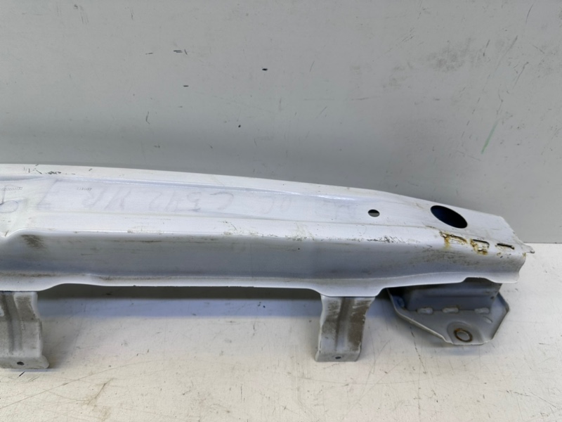 Усилитель заднего бампера