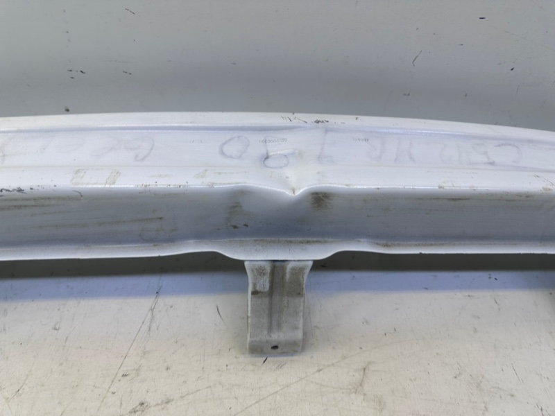 Усилитель заднего бампера