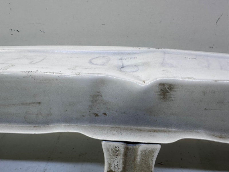 Усилитель заднего бампера