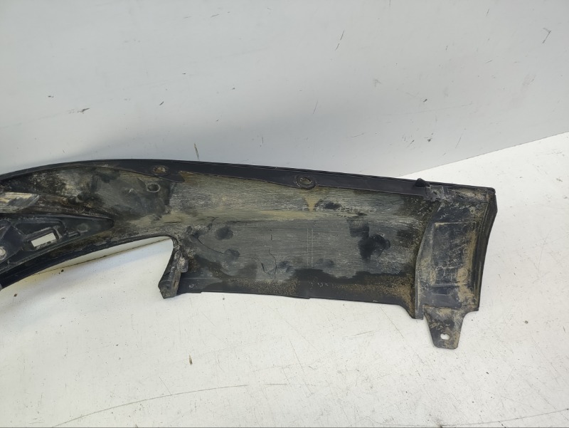 Спойлер заднего бампера