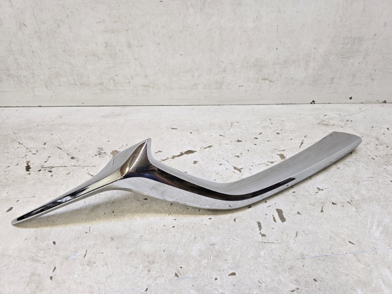 Накладка на решетку радиатора