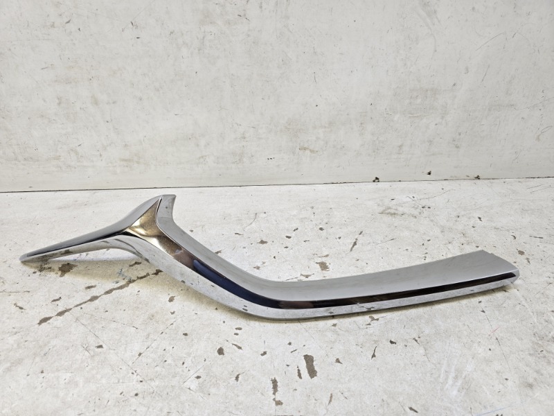 Накладка на решетку радиатора