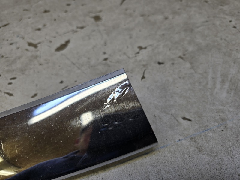 Накладка на решетку радиатора