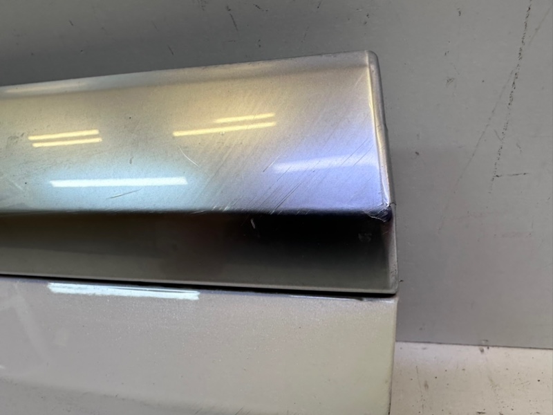 Накладка двери задней правой