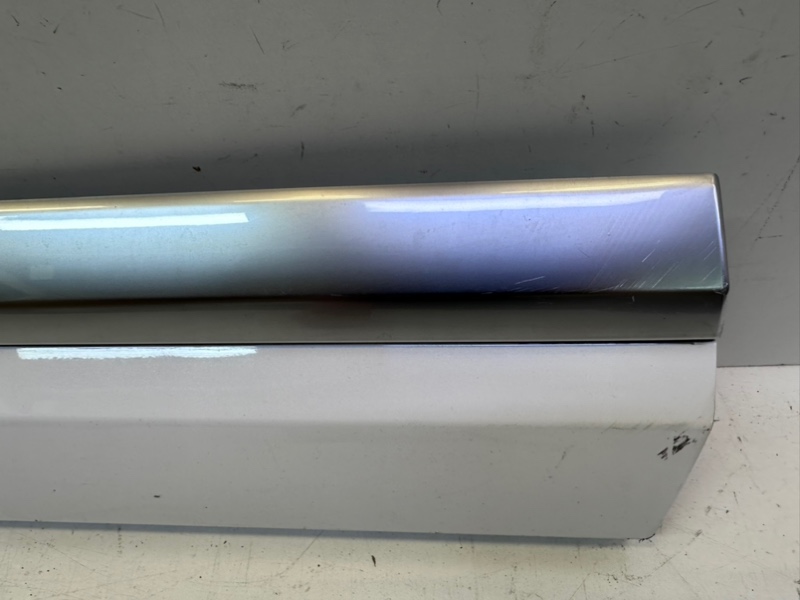 Накладка двери задней правой