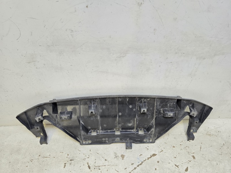 Пыльник двигателя