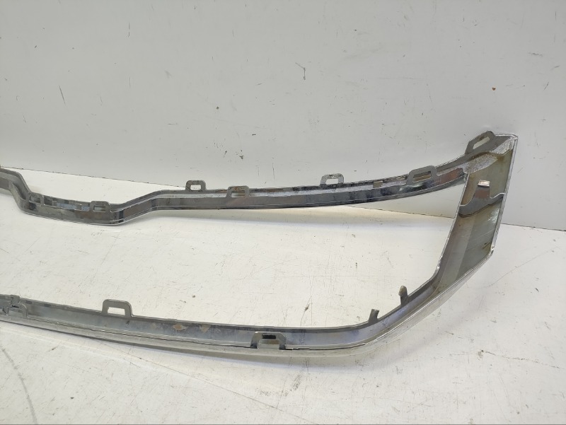 Накладка на решетку радиатора