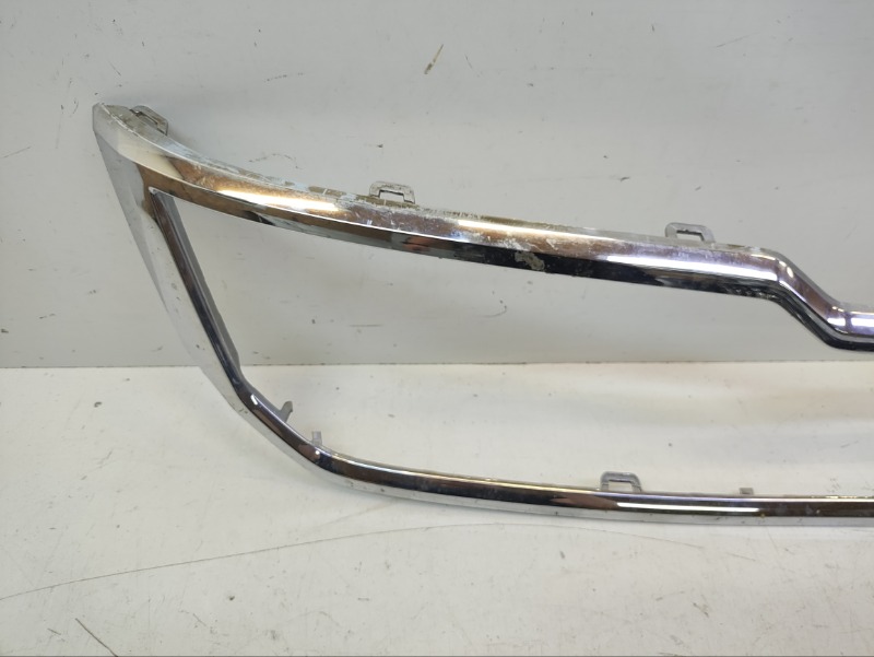 Накладка на решетку радиатора