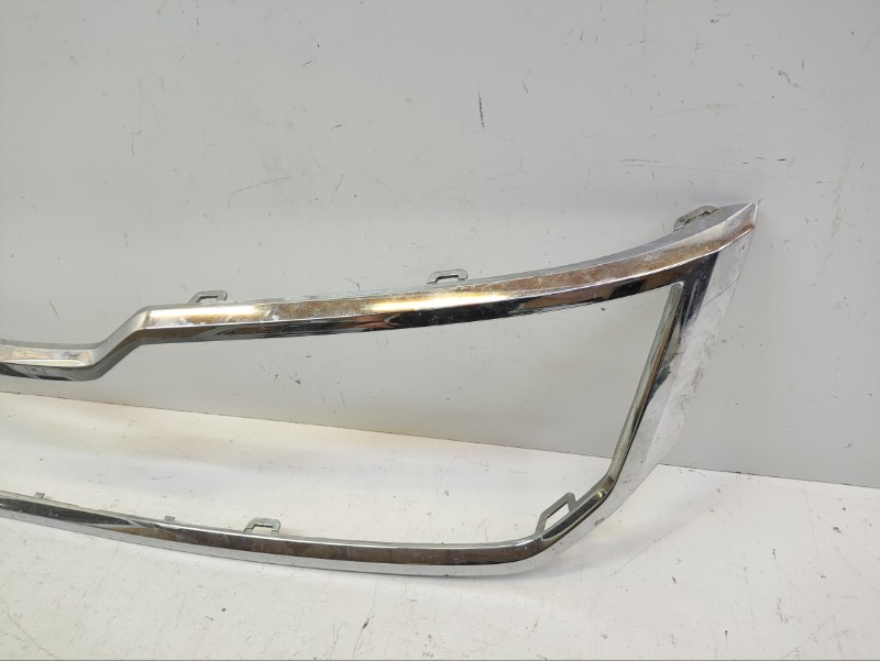 Накладка на решетку радиатора