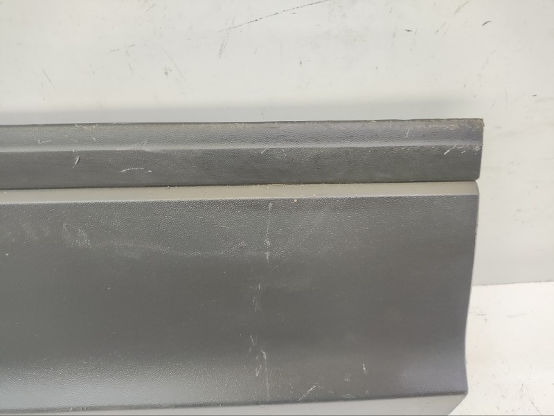 Накладка двери задней правой