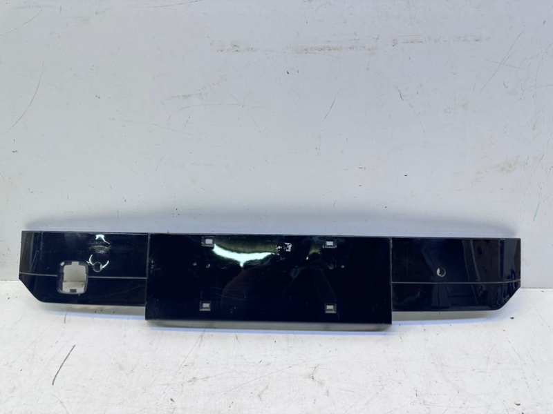 Накладка переднего бампера