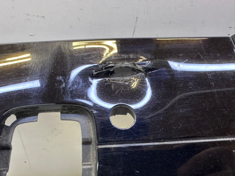 Накладка переднего бампера