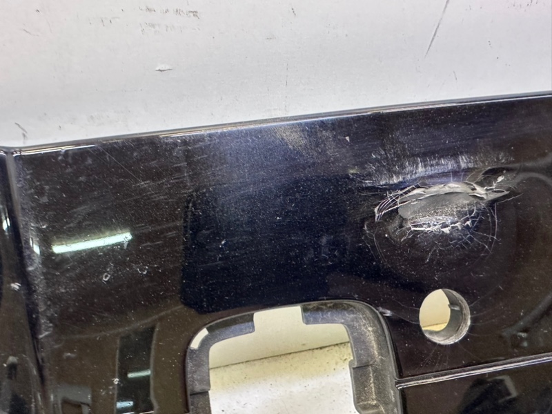 Накладка переднего бампера