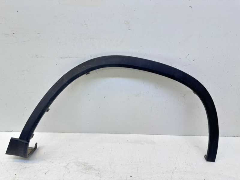 Накладка переднего крыла правого