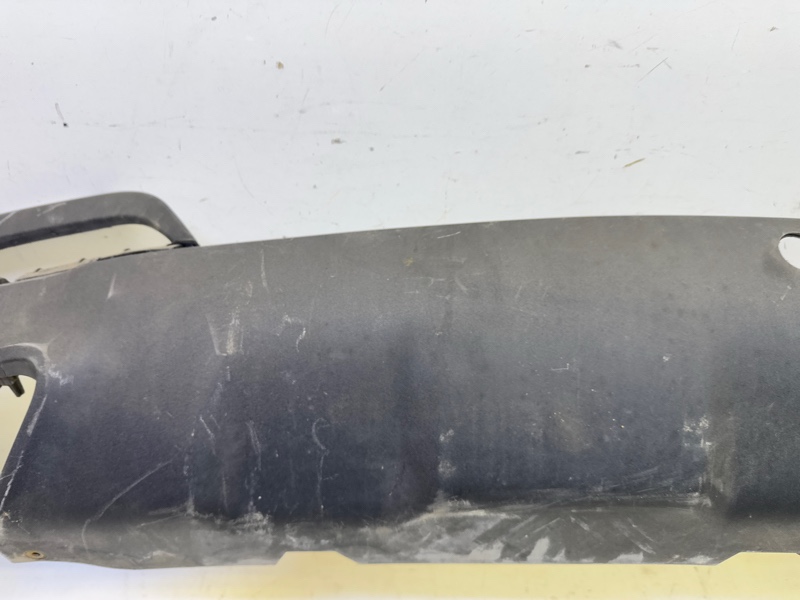 Спойлер заднего бампера