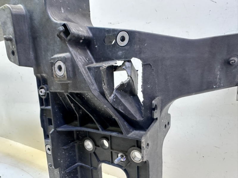 Панель передняя (телевизор)