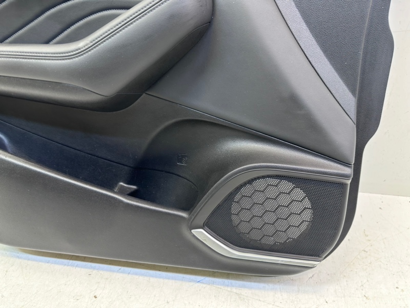 Обшивка двери