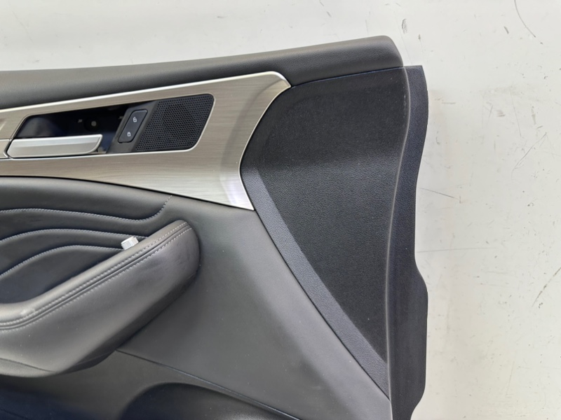 Обшивка двери