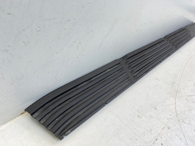 Накладка на порог (наружная)