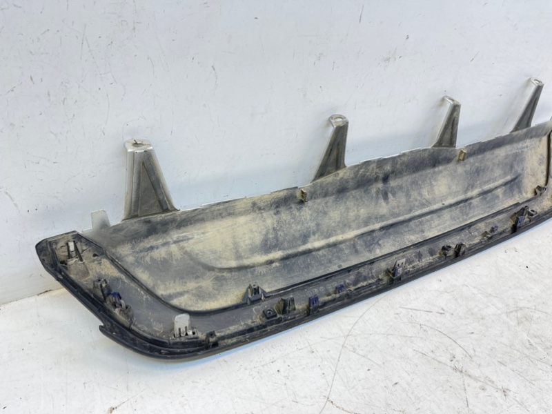 Спойлер заднего бампера