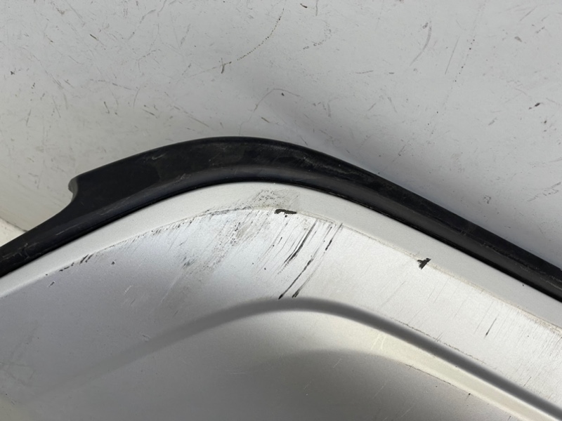 Спойлер заднего бампера